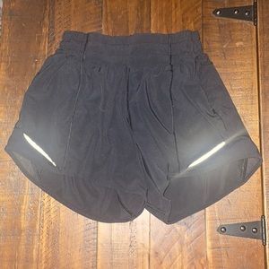 Lululemon size 0 black shorts